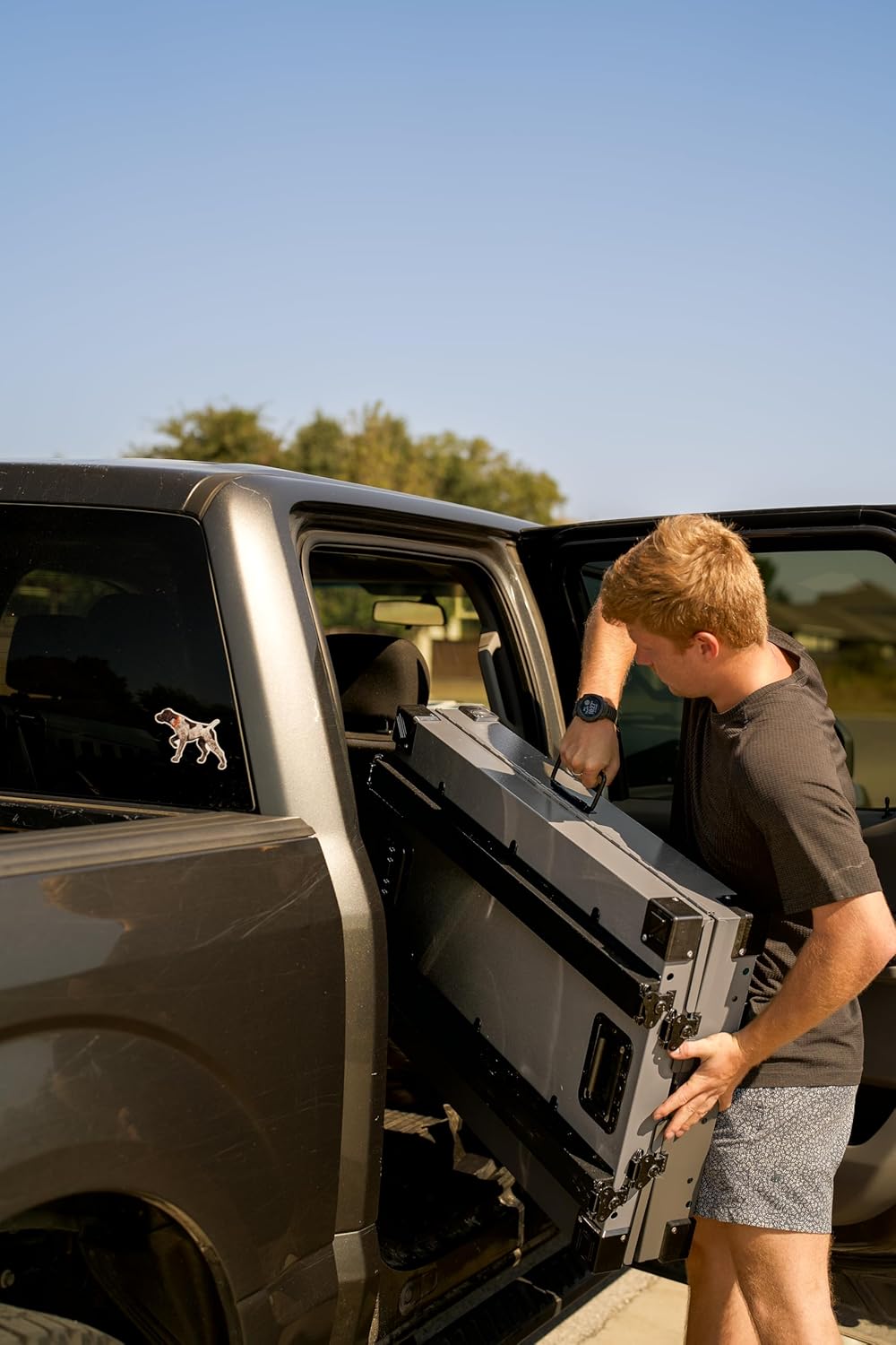 Heavy Duty Fully Collapsible Powder-Coated Aluminum Dog Crate - Medium (Tan)
